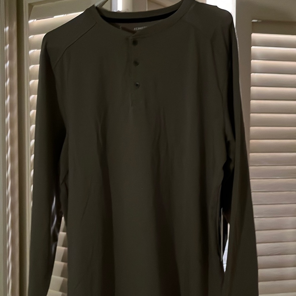 Kenneth Cole knit shirt.